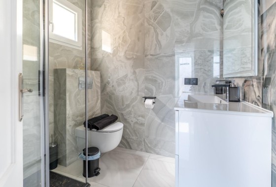 Venta - Casa de pueblo -
Torrevieja - Punta Prima