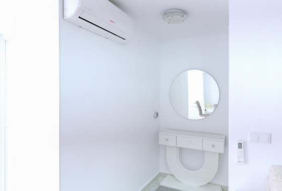 Venta - Casa de pueblo -
Torrevieja - Punta Prima