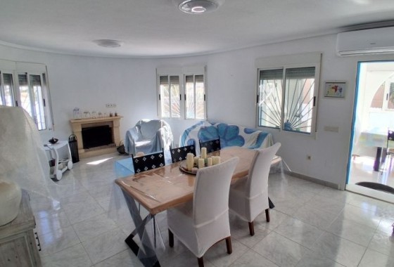 Revente - Villa Individuelle -
Rojales