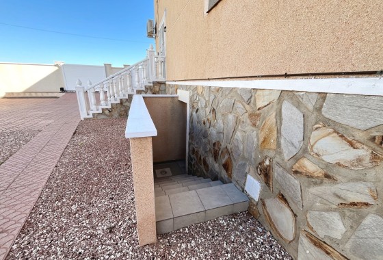 Herverkoop - Vrijstaande Villa -
Benijofar - Monte Azul