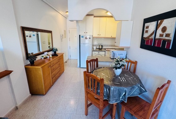 Herverkoop - Appartement / Flat -
Almoradí