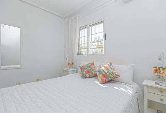 Herverkoop - Halfvrijstaande villa -
Mil Palmeras - Riomar