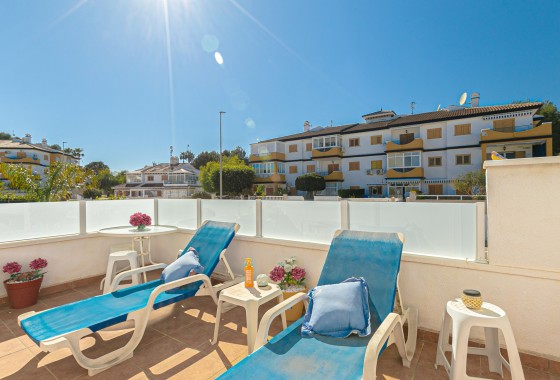 Herverkoop - Halfvrijstaande villa -
Mil Palmeras - Riomar