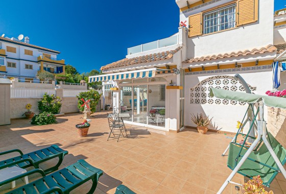 Herverkoop - Halfvrijstaande villa -
Mil Palmeras - Riomar