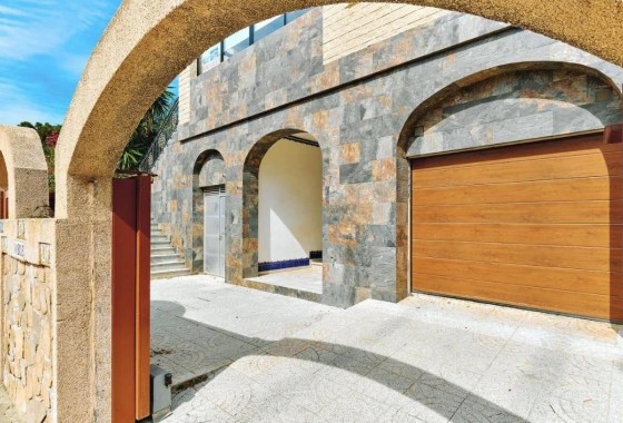 Herverkoop - Detached Villa -
Campoamor