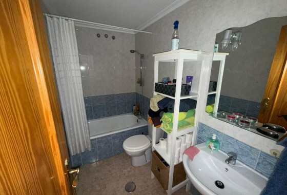 Herverkoop - Appartement / Flat -
Torrevieja