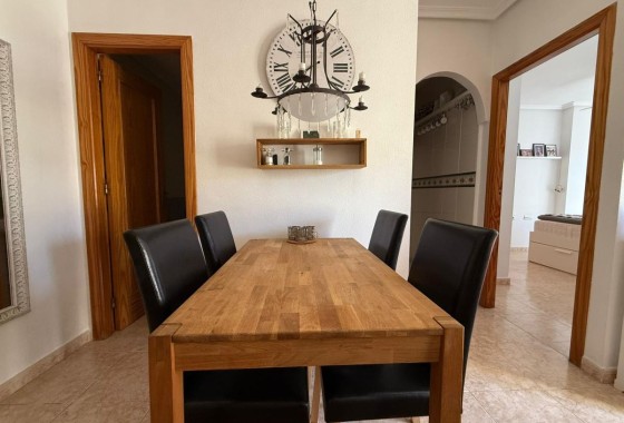 Herverkoop - Appartement / Flat -
Torrevieja