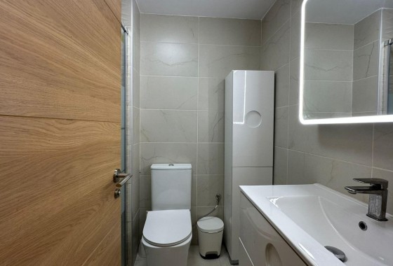 Herverkoop - Appartement / Flat -
Torrevieja - La Mata pueblo