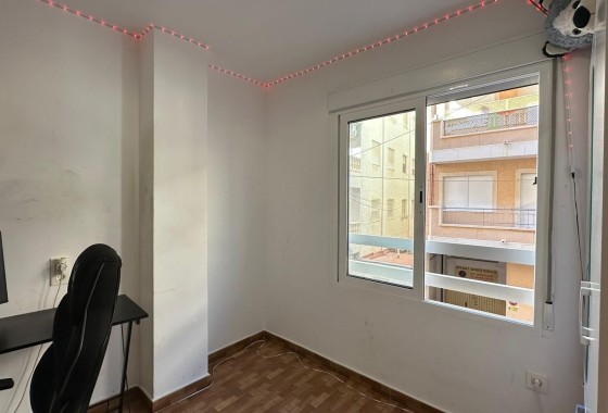 Herverkoop - Appartement / Flat -
Torrevieja - La Mata pueblo