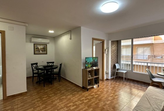 Herverkoop - Appartement / Flat -
Torrevieja - La Mata pueblo