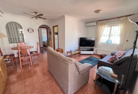 Herverkoop - Stadswoning -
Orihuela - Entre Naranjos - Vistabella