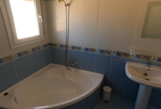 Revente - Villa Individuelle -
Algorfa