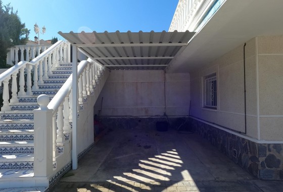 Revente - Villa Individuelle -
Algorfa