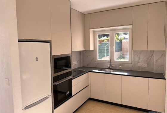 Herverkoop - Villa -
Torrevieja - VILLAMARTIN