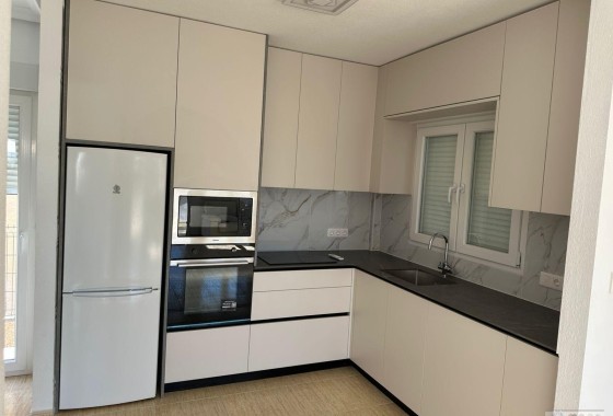 Herverkoop - Villa -
Torrevieja - VILLAMARTIN