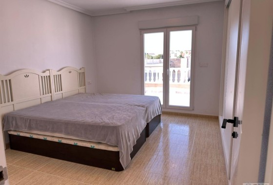 Herverkoop - Villa -
Torrevieja - VILLAMARTIN