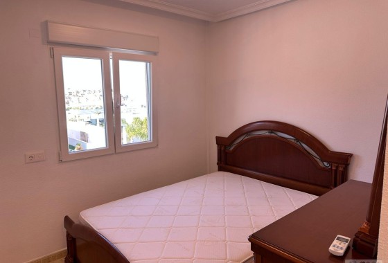 Herverkoop - Villa -
Torrevieja - VILLAMARTIN