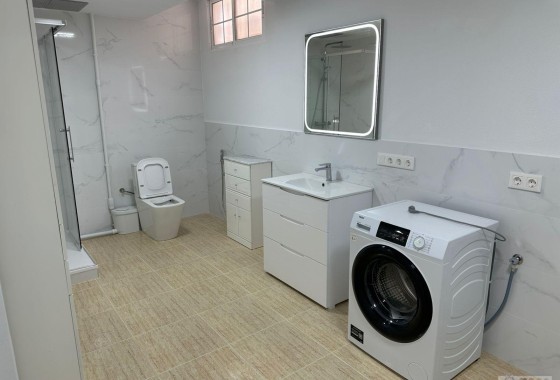 Herverkoop - Villa -
Torrevieja - VILLAMARTIN