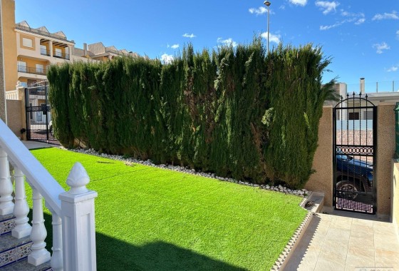 Herverkoop - Villa -
Torrevieja - VILLAMARTIN