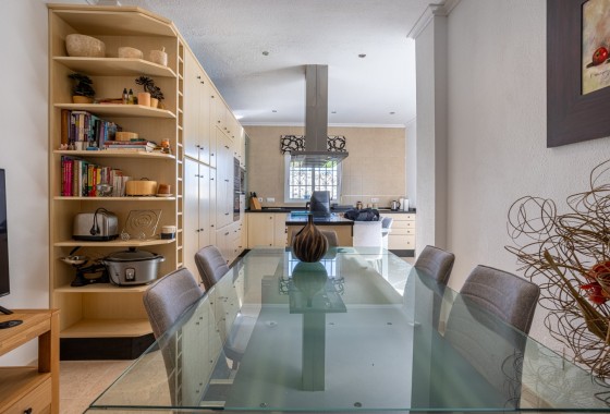 Herverkoop - Vrijstaande Villa -
Bigastro - Villas Andrea