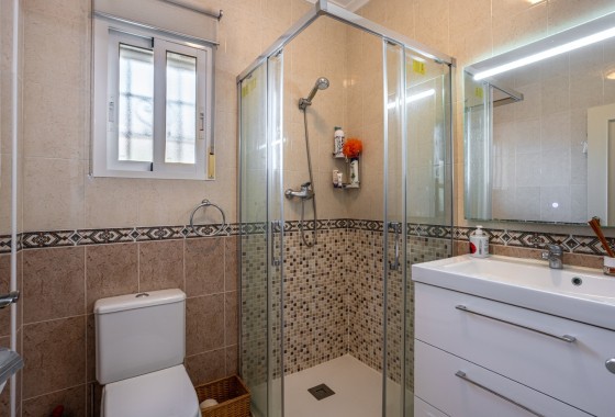 Herverkoop - Vrijstaande Villa -
Bigastro - Villas Andrea