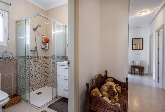 Herverkoop - Vrijstaande Villa -
Bigastro - Villas Andrea