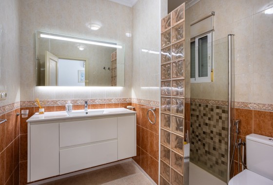 Herverkoop - Vrijstaande Villa -
Bigastro - Villas Andrea