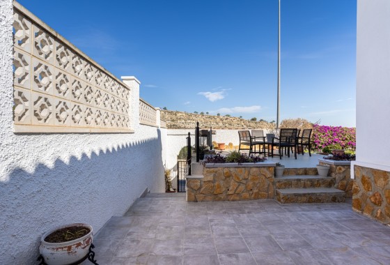 Herverkoop - Vrijstaande Villa -
Bigastro - Villas Andrea