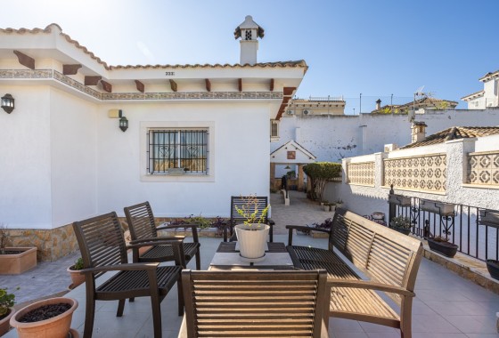 Herverkoop - Vrijstaande Villa -
Bigastro - Villas Andrea