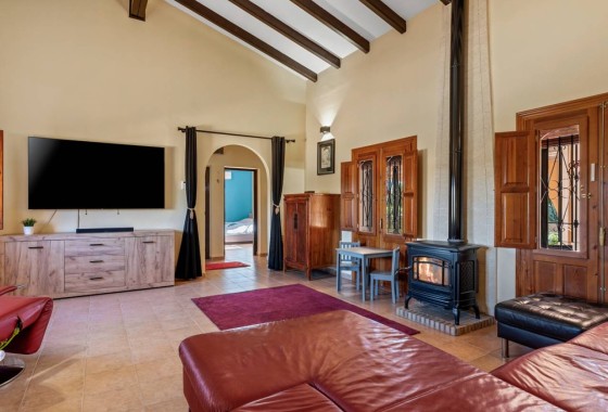 Herverkoop - Finca Landelijk pand -
Rafal