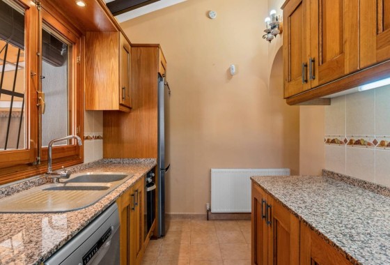 Herverkoop - Finca Landelijk pand -
Rafal