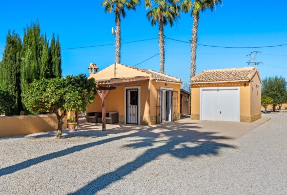 Herverkoop - Finca Landelijk pand -
Rafal