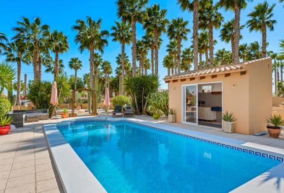 Herverkoop - Finca Landelijk pand -
Rafal