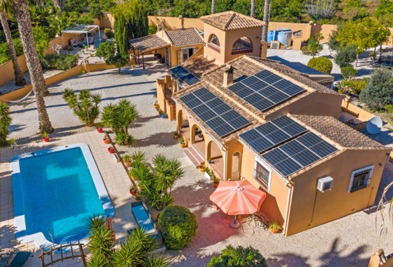 Herverkoop - Finca Landelijk pand -
Rafal