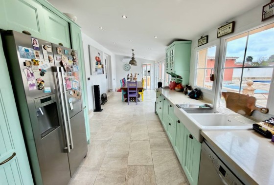 Resale - Freistehende Villa -
Almoradí - Heredades