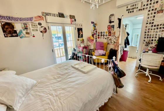 Resale - Freistehende Villa -
Almoradí - Heredades