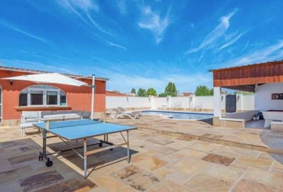 Resale - Freistehende Villa -
Almoradí - Heredades