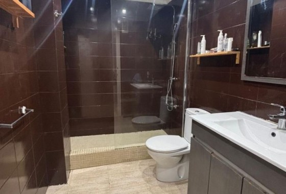 Sprzedaż - Apartament / Mieszkanie -
Torrevieja