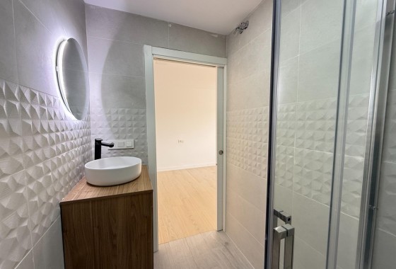 Sprzedaż - Apartament mieszkanie -
Torrevieja - Playa de los Naufragos