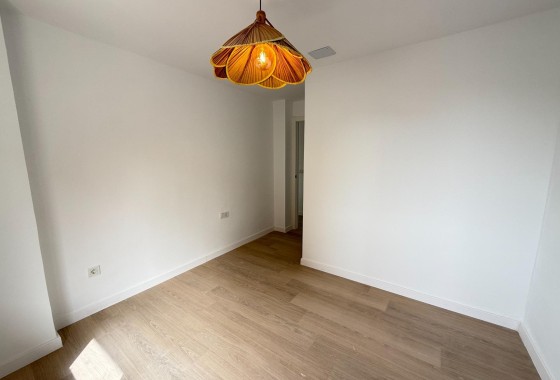 Sprzedaż - Apartament mieszkanie -
Torrevieja - Playa de los Naufragos