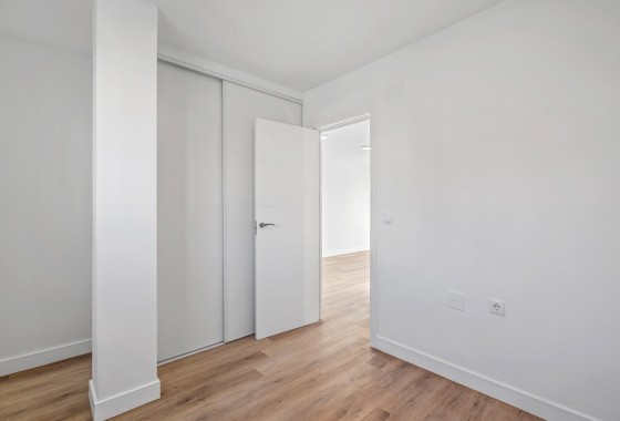 Resale - Doppelhaushälfte -
Benimar