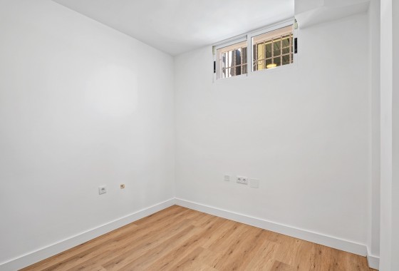 Resale - Doppelhaushälfte -
Benimar