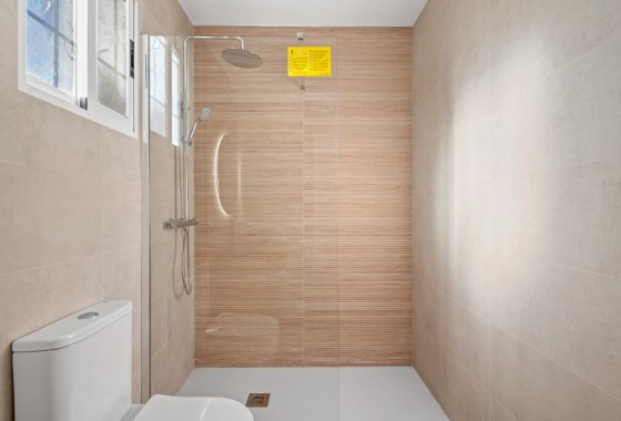 Resale - Doppelhaushälfte -
Benimar