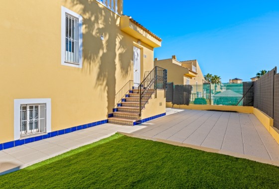 Resale - Doppelhaushälfte -
Benimar