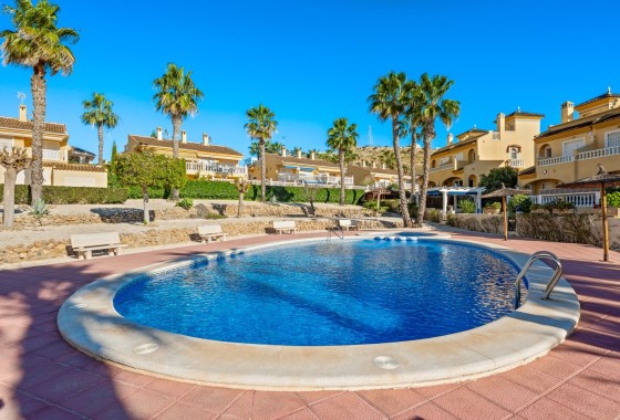 Resale - Doppelhaushälfte -
Benimar