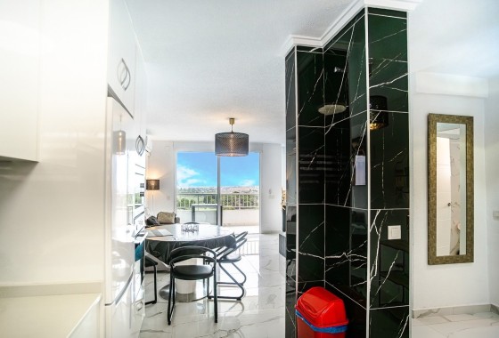 Herverkoop - Apartement Flat -
Torrevieja - Punta Prima