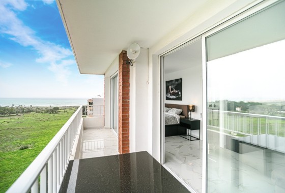 Herverkoop - Apartement Flat -
Torrevieja - Punta Prima