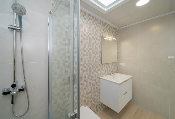 Sale - Detached Villa -
Avileses