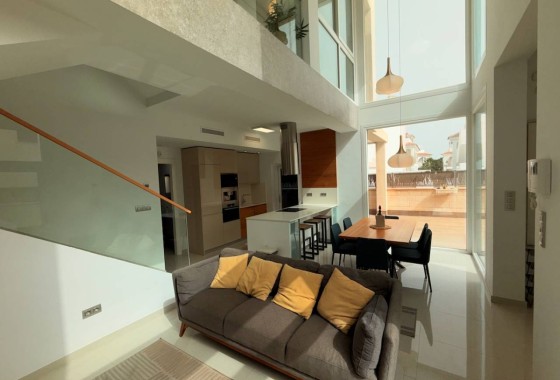 Herverkoop - Vrijstaande Villa -
Ciudad Quesada - Rojales - Pueblo Bravo