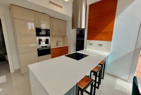 Herverkoop - Vrijstaande Villa -
Ciudad Quesada - Rojales - Pueblo Bravo